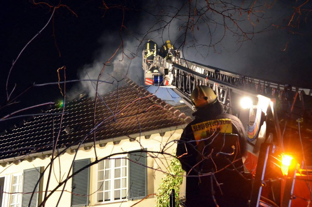 Feuer 2 Koeln Junkersdorf Salzburgerweg P039.JPG - Miklos Laubert